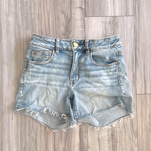 AE Denim shorts - Picture 1 of 3
